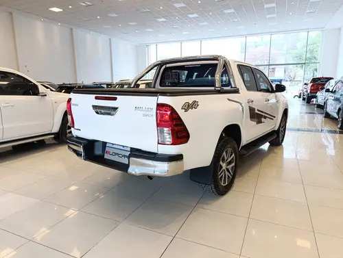 Toyota Hilux Pick-Up 2.8 Cd Srx 177cv 4x4 2016