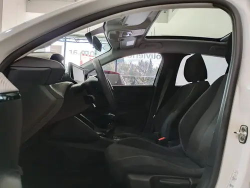 Peugeot 208 1.6 Active 2024