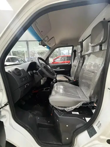 C31 1.5 Box Refrigerado Cab Simple 2026