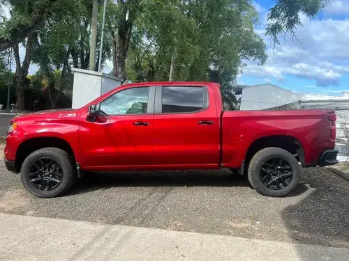 Chevrolet Silverado 5.3 V8 Z71 Trail Boss 2026
