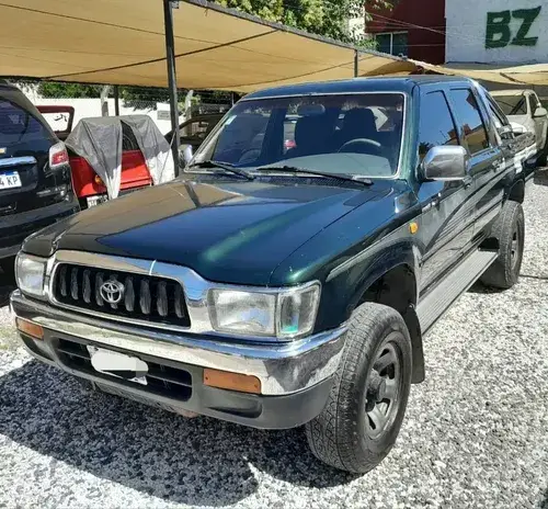 Toyota Hilux Pick-Up 3.0 CD SRV 4X2 2004