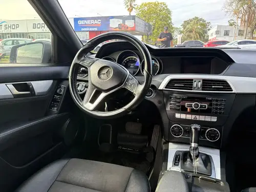 Mercedes-Benz Clase C 1.8 C200 City Edition B.eff At 2014