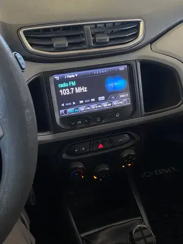Chevrolet Onix 1.4 Lt 98cv 2016