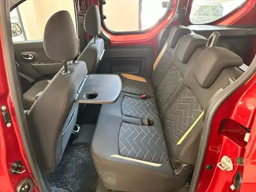 Renault Kangoo Ii 1.6 Sce Stepway 2026
