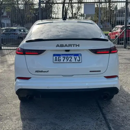 Fiat FASTBACK 1.3 Abarth T270 At6 2024