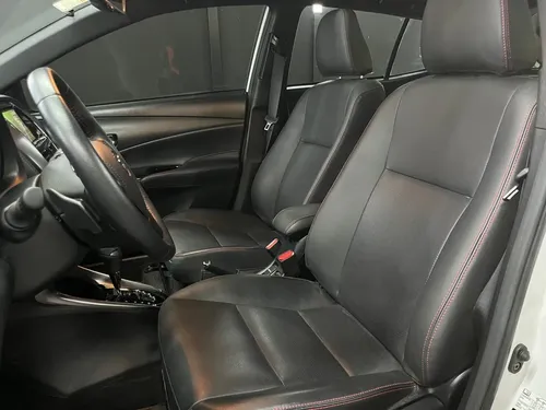 Toyota Yaris 1.5 S CVT 5P 2025