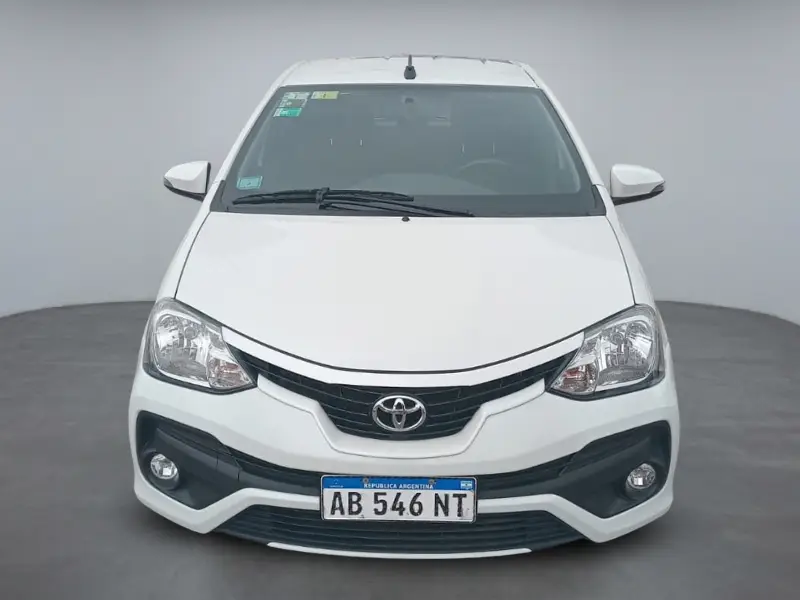 Toyota Etios XLS 1.5 6M/T 5P 2018 2018
