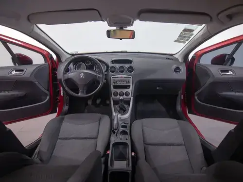 Peugeot 308 1.6 Active 2014