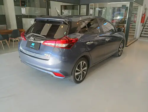 Toyota Yaris S 1.5 CVT 2022