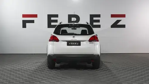 Peugeot 2008 1.6 Feline 2021