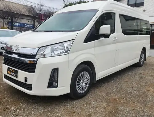 Toyota Hiace 2.8 Tdi Commuter 6at 14a 2022