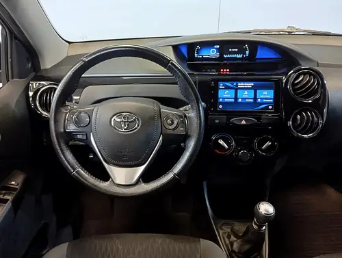 Toyota Etios 1.5 5 Ptas Xls 6Mt L/18 2021