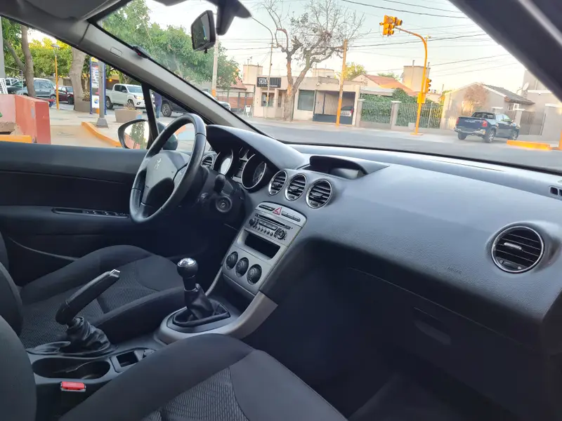 Peugeot 308 Active 2014