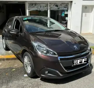 Peugeot 208 1.6 Allure 2018
