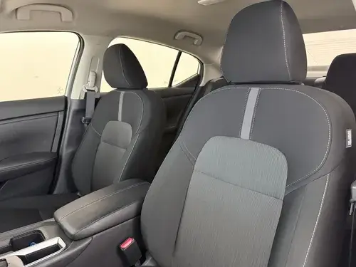 Nissan Sentra 2.0 Advance Cvt 2025