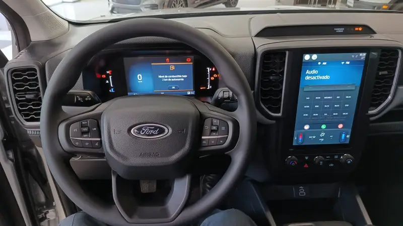 Ford RANGER 2.0 XL DC 4x2 MT 2026