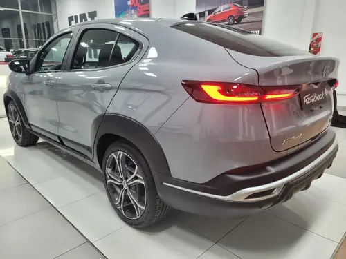 Fiat FASTBACK 1.3 T270 At6 2024