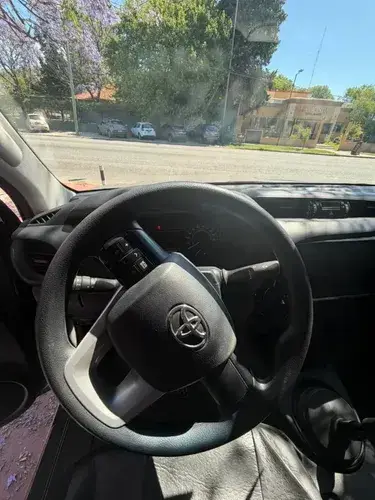 Toyota Hilux 2.4 4x4 2024