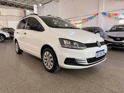 Volkswagen Suran 1.6 Comfortline L15 2018