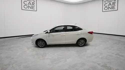 Toyota Yaris 1.5 XLS CVT 4P 2024