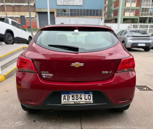 Chevrolet Onix 1.4 Lt 98cv 2019