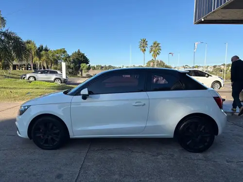 Audi A1 1.4 Ambition Tfsi 122Cv Stronic 3P 2014