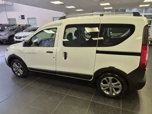 Renault Kangoo Ii 1.6 Sce Stepway 2026