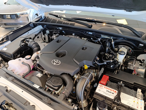 Toyota Hilux Pick-Up 2.8 Cd Srx 204Cv 4X4 At 2025