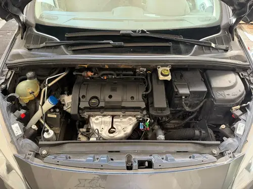 Peugeot 308 1.6 ALLURE L15 2017