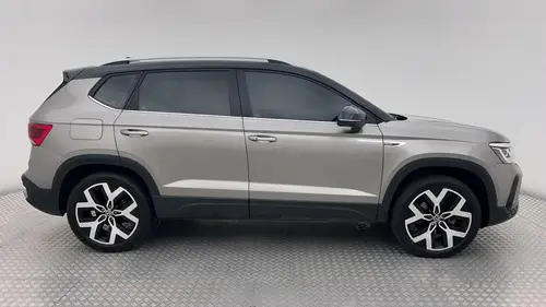 Volkswagen Taos 1.4 250 Tsi Highline Bi Tono Tiptronic 2024