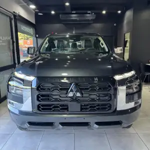 Mitsubishi L200 2.4L GLS 6AT 4WD FULL 2026