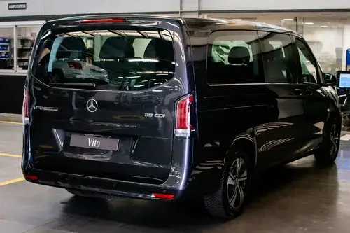 Mercedes-Benz Vito 1.9 119 Cdi Tourer Pasajeros 9+1 At 2025