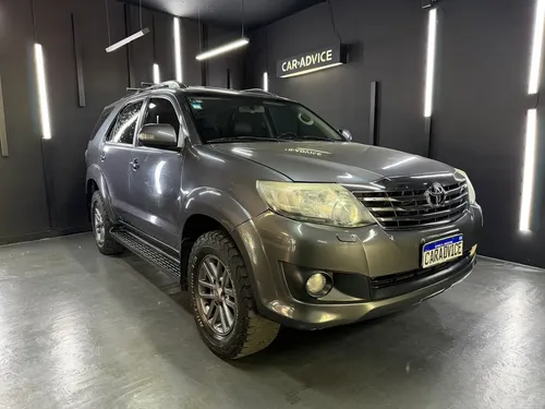 Toyota SW4 2.7 VVTI SRV 7AS L13 2014