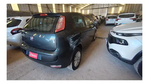 Fiat Punto 1.4 Attractive C/radio Integrada 2015