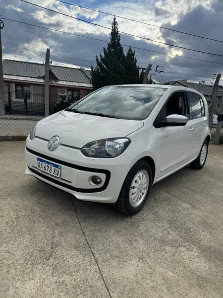 Volkswagen UP WHITE 2016