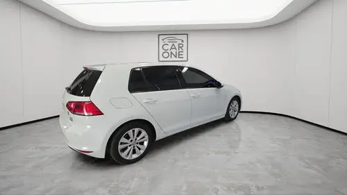 Volkswagen Golf 1.4 VII TSI BLUEMOTION TECH COMFORTLINE L15 2017