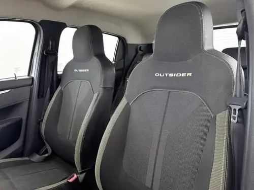 Renault Kwid 1.0 Outsider 2025
