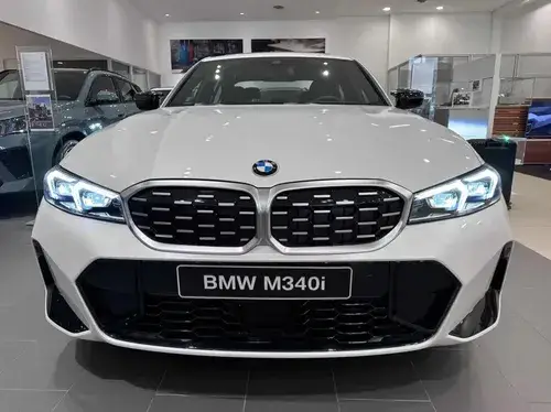BMW M340i xDrive Sedán LCI MPerformance 2025