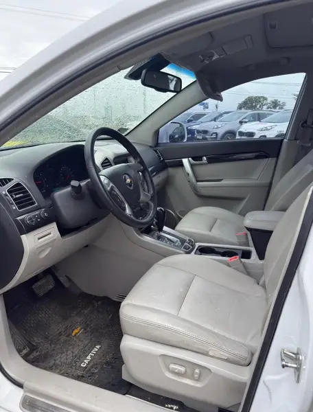 Chevrolet Captiva ltz at 2014