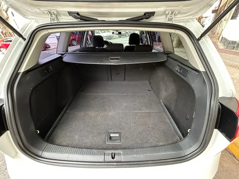 Volkswagen GOLF COMFORTLINE VARIANT DSG BLUEMOTION TECHNO 2016