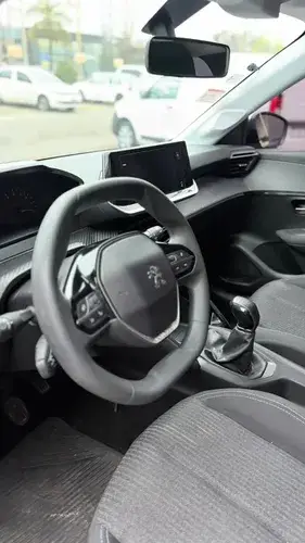 Peugeot 208 1.6 Active 2021