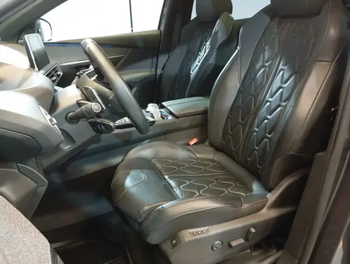 Peugeot 3008 2.0 Hdi Gt Line Tiptronic L/17 2021