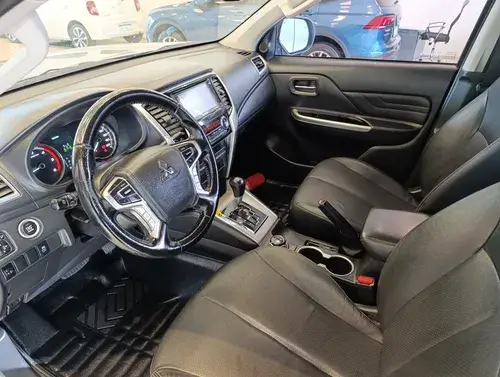 L200 2.4 Di-d High Power 181cv Cuero 2022