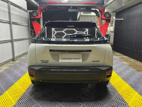 Peugeot 2008 1.0T Gt 2025