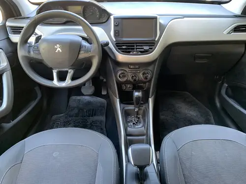 Peugeot 2008 1.6 Allure Tiptronic 2018