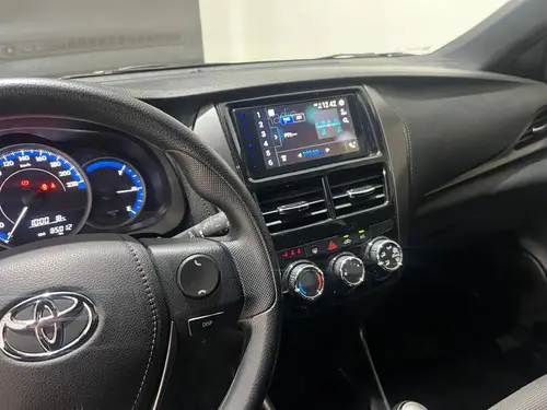 Toyota Yaris 1.5 107cv Xs 2024