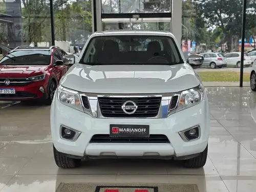 Nissan Frontier 2.3 Xe Cd 4x4 Mt 2020