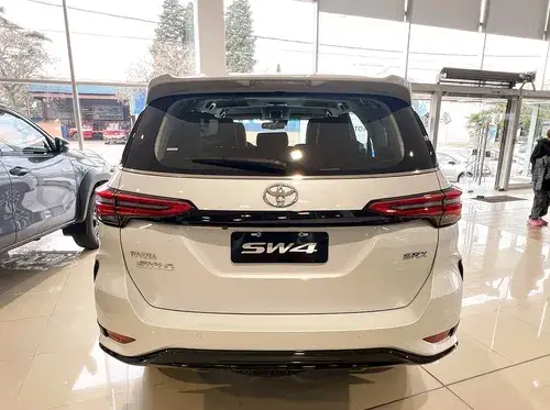 Toyota SW4 2.8 Srx 204Cv 4X4 7As At 2026