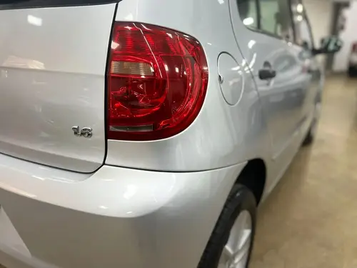 Volkswagen Fox 1.6 Comfortline Pack 5 p 2012