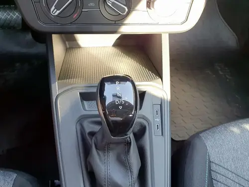 Volkswagen Tera 1.0T 170 Tsi Comfortline At 2025